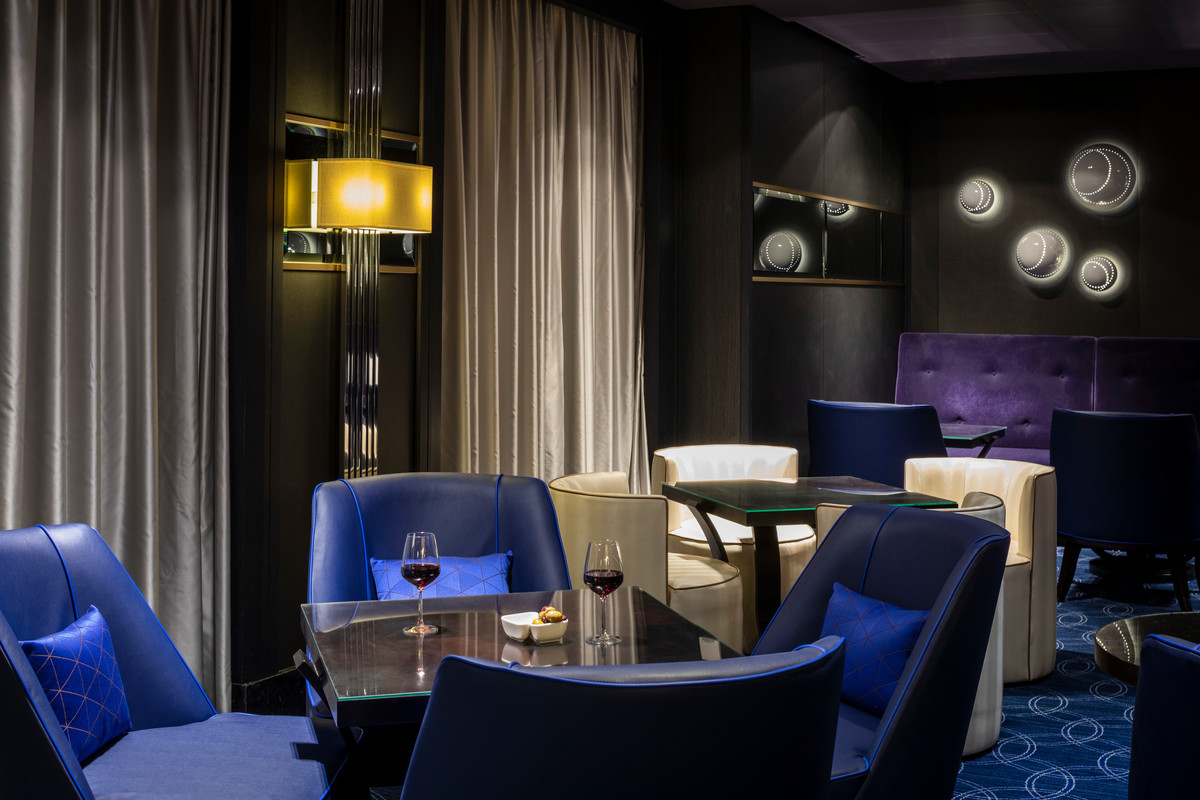 Britannia - The Blue Bar